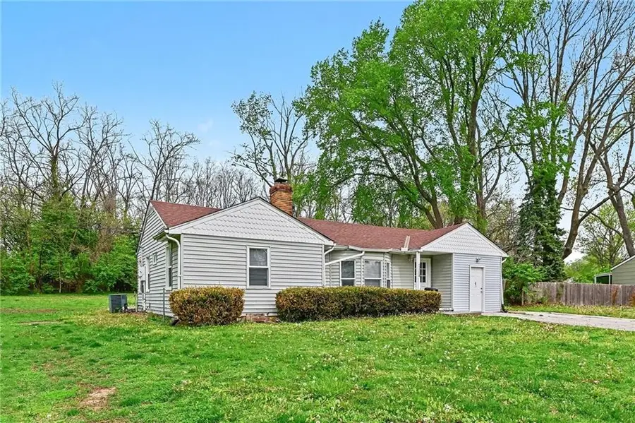 13308 8th Street, Grandview, MO 64030 - #3