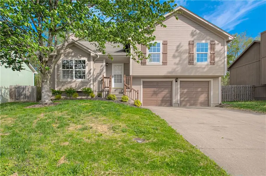 2521 NW Richard Street, Blue Springs, MO 64015 - #3