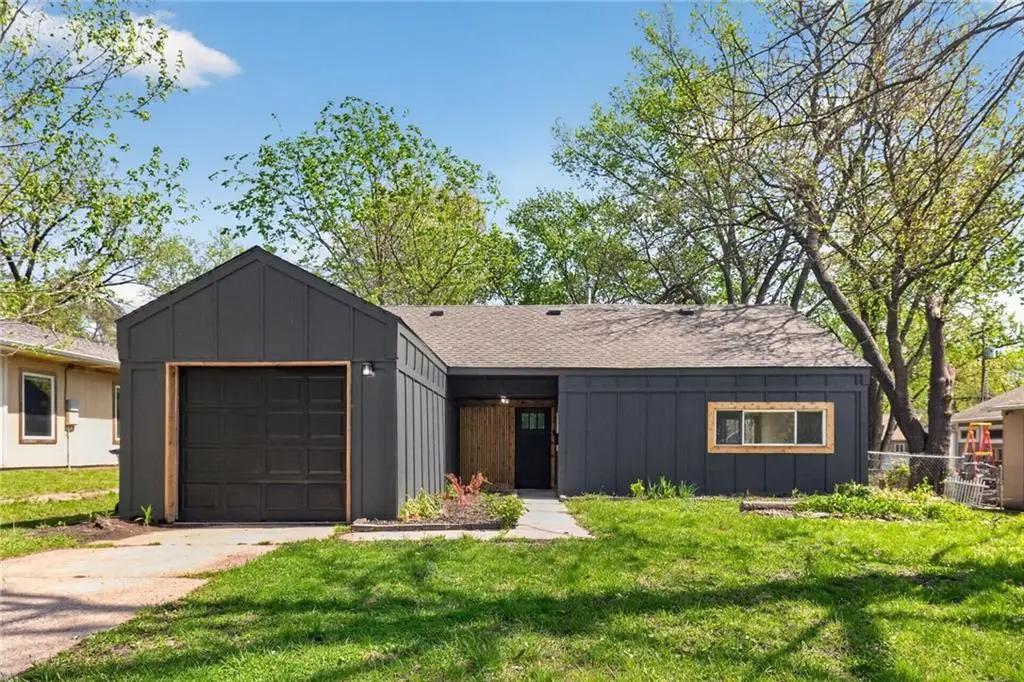 5409 Maple Street, Mission, KS 66202 - #1