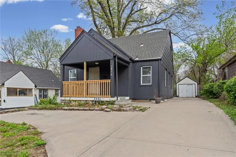 3416 E 62nd Street, Kansas City, MO 64130 - #3