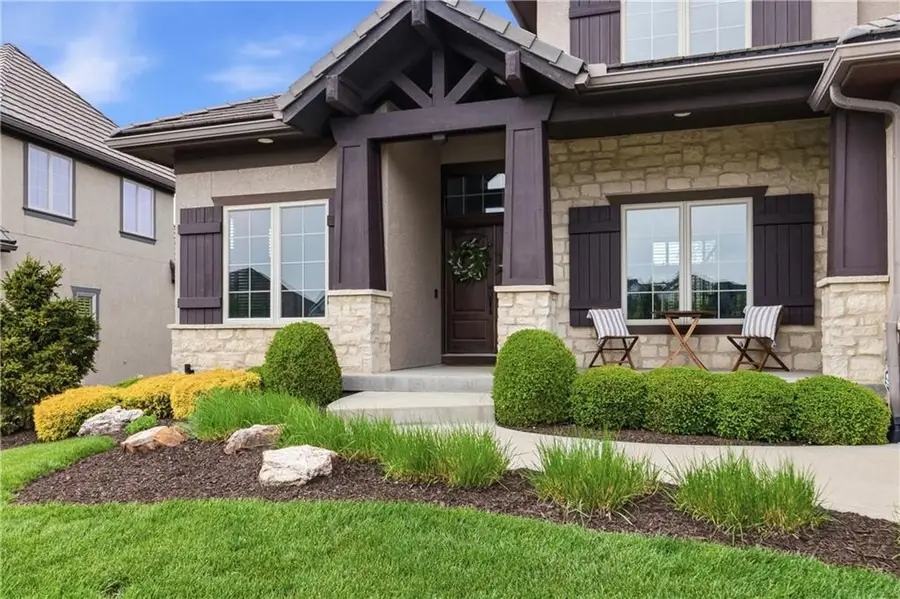 11604 W 164th Place, Overland Park, KS 66221 - #2