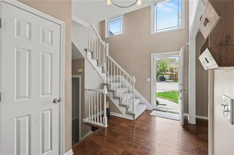 15451 S Bradley Drive, Olathe, KS 66062 - #3