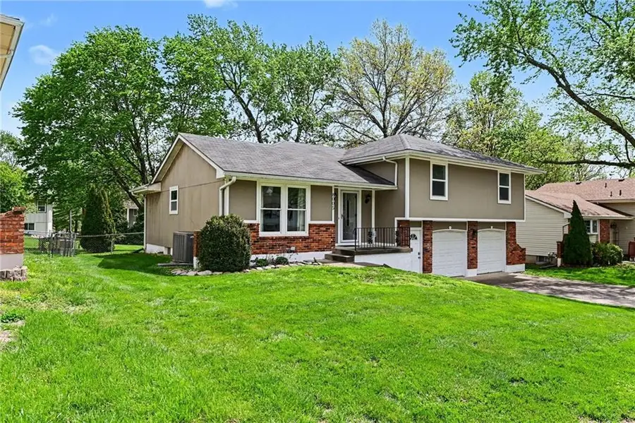 8005 N Harrison Street, Kansas City, MO 64118 - #3