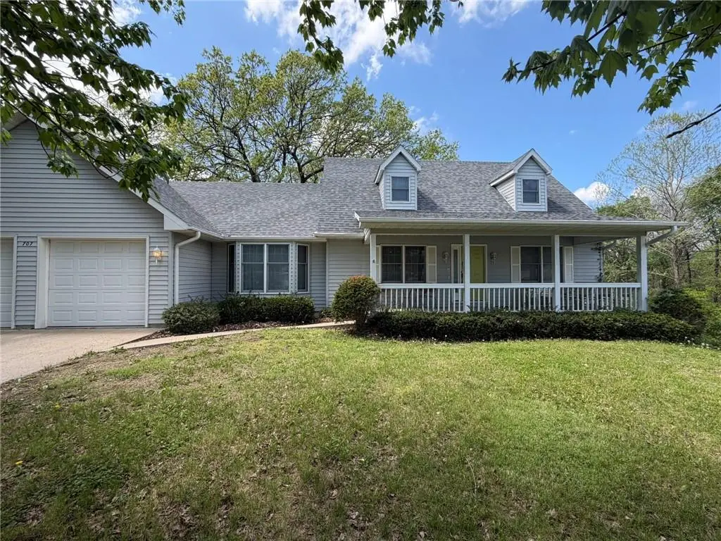 707 Angus Lane, Knob Noster, MO 65336 - #1
