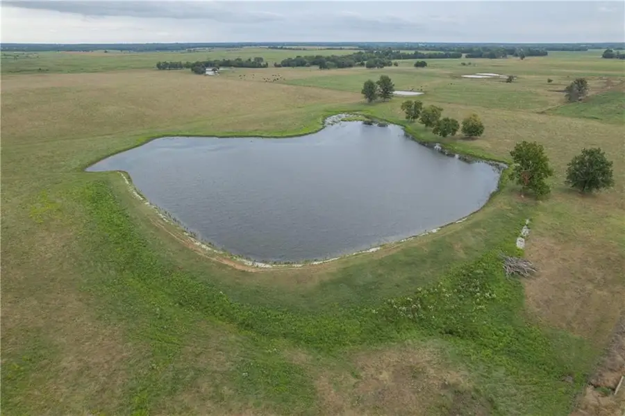 376 NW 90th Road, Sheldon, MO 64784 - #2