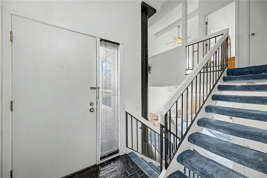 10851 Rosehill Road, Overland Park, KS 66210 - #2