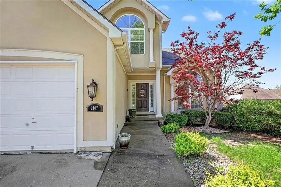 2107 NE Colonnade Avenue, Blue Springs, MO 64014 - #3