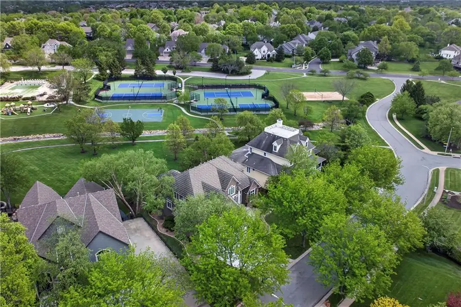 14621 Dearborn Street, Overland Park, KS 66223 - #2