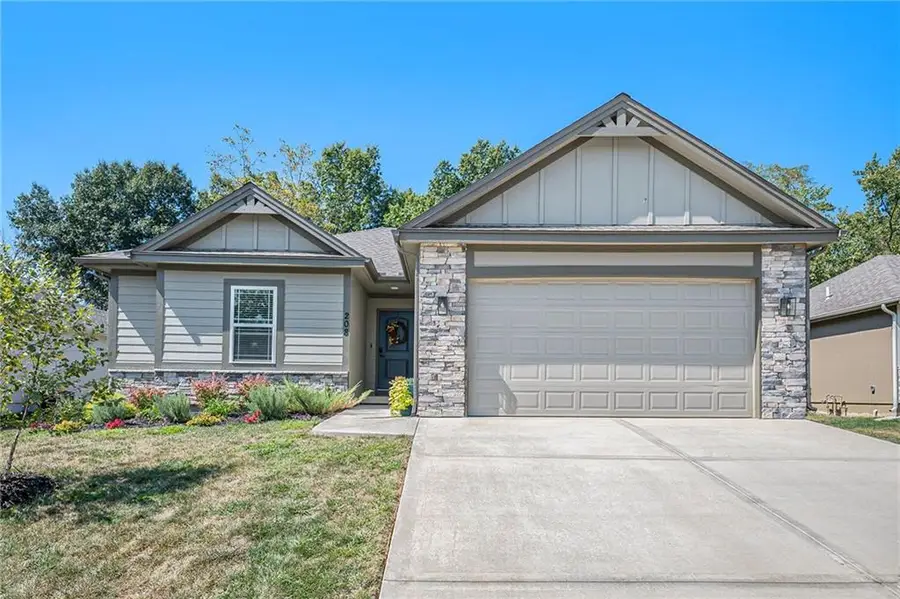 208 S Marimack Court, Kearney, MO 64060 - #3