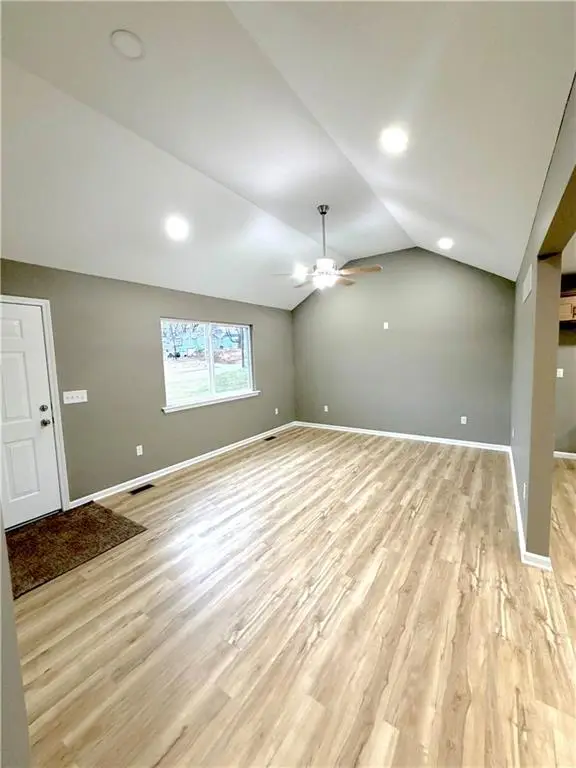 4211 Leavenworth Road, Kansas City, KS 66104 - #2