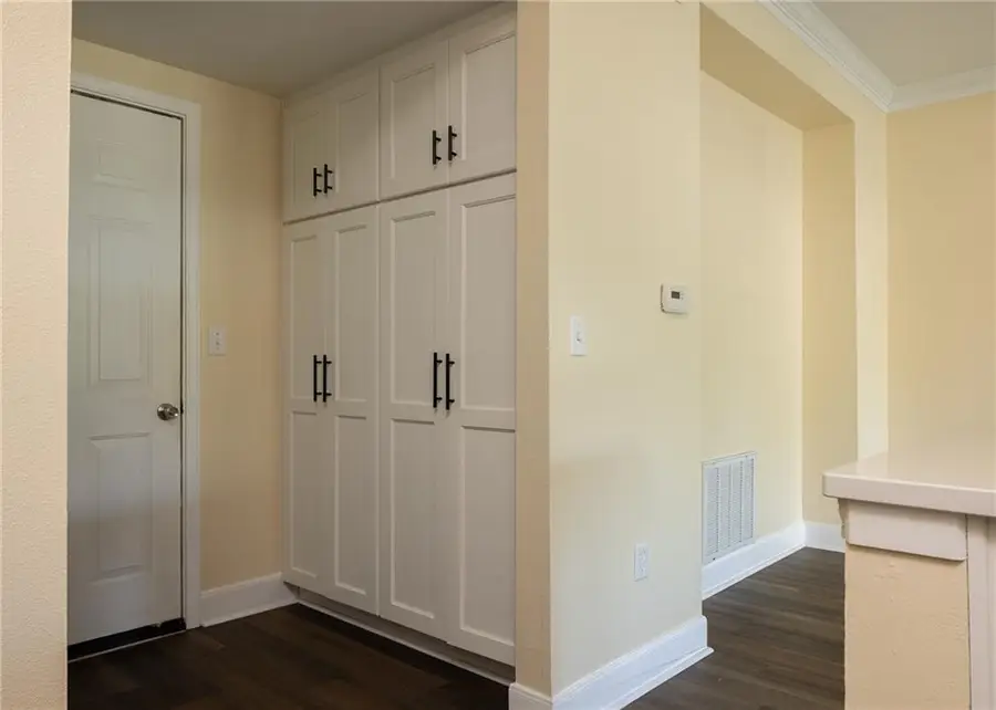 11603 Tomahawk Creek Parkway #F, Leawood, KS 66211 - #2