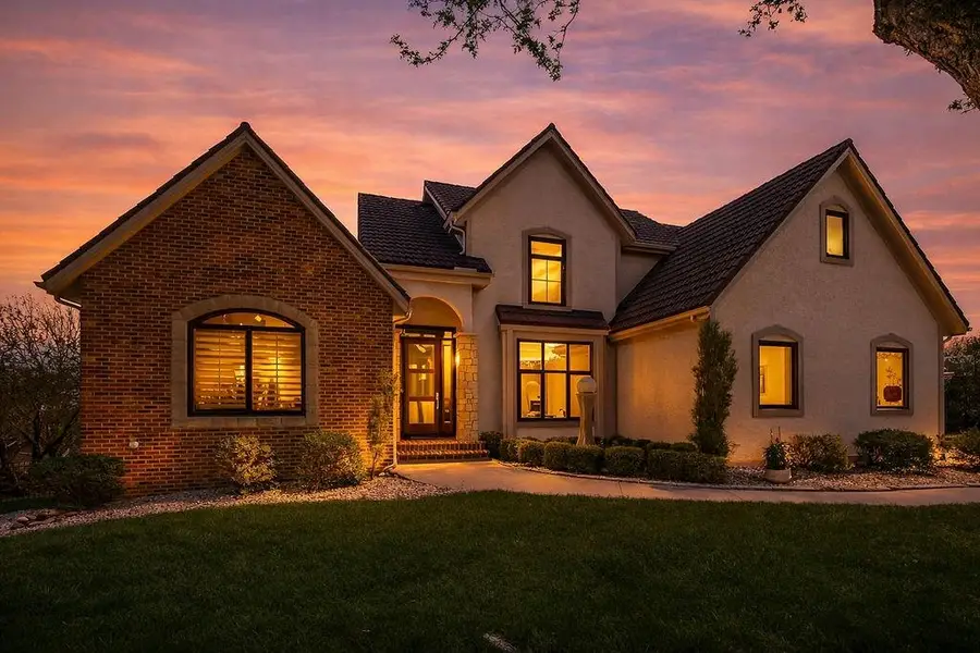 4313 NE Maplegate Court, Lees Summit, MO 64064 - #3