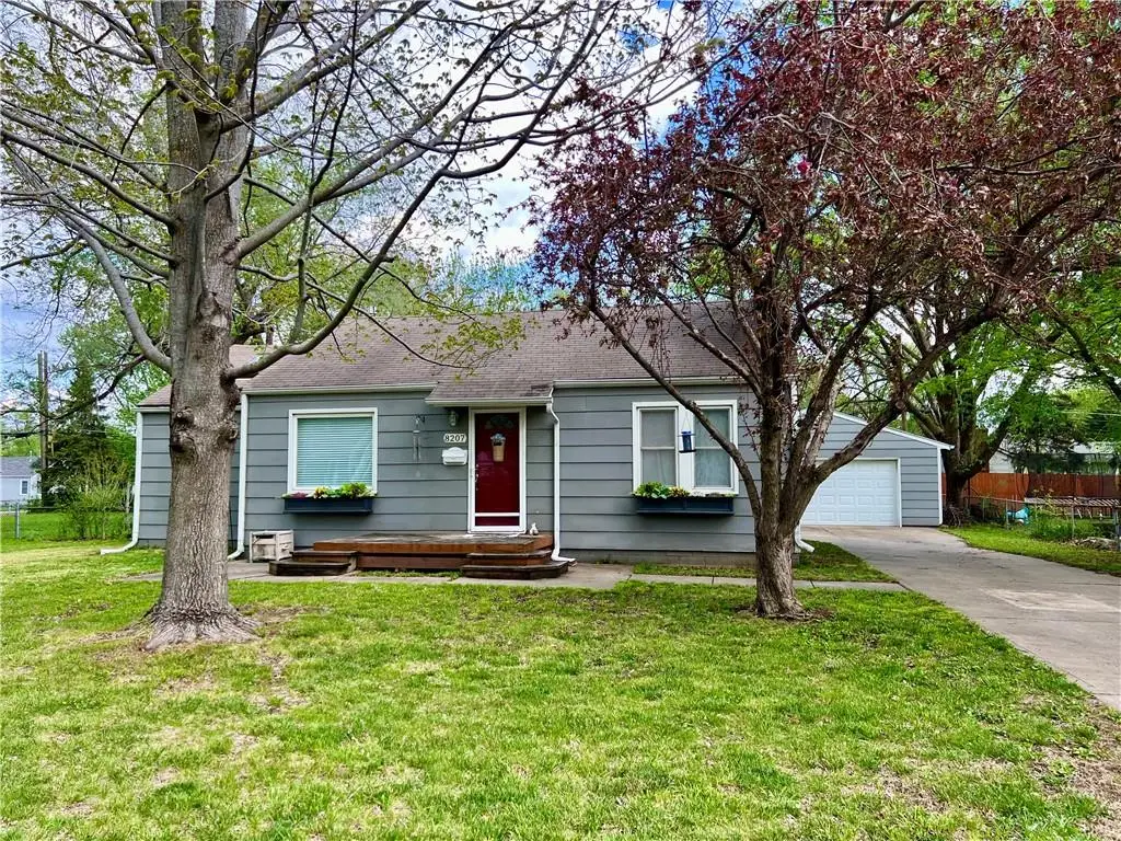 8207 Hemlock Street, Overland Park, KS 66204 - #1