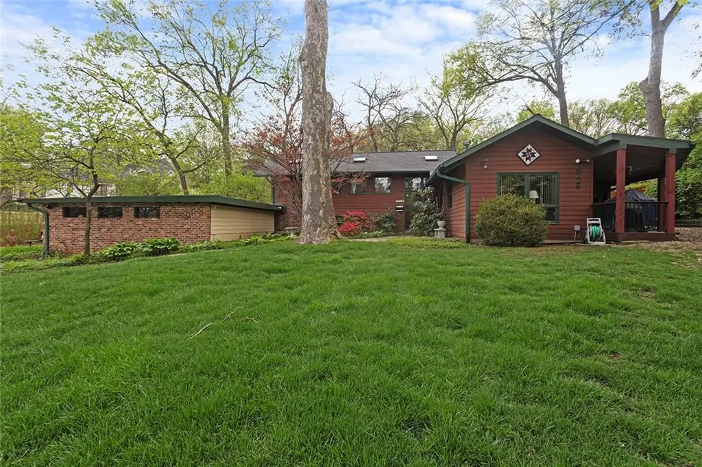 8728 Meadow Lane, Leawood, KS 66206 - #1