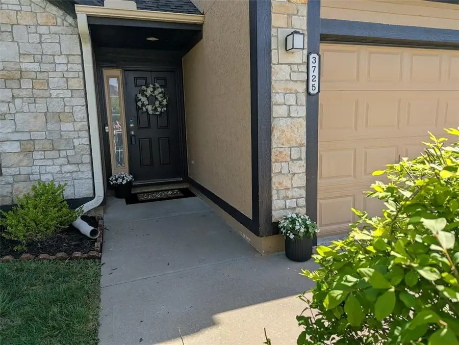 3725 N 152nd Court, Basehor, KS 66007 - #2