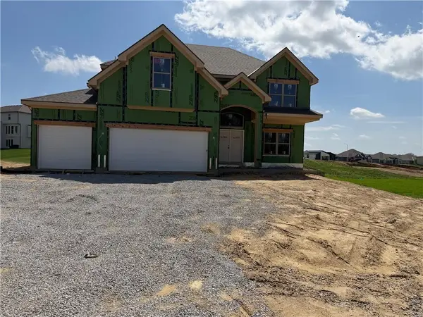 8219 NW 90th Terrace, Kansas City, MO 64153