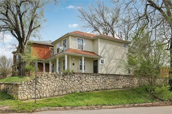 625 S 14th Street, St Joseph, MO 64501