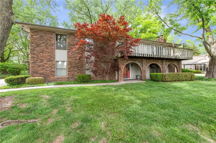7610 NW Westside Drive, Weatherby Lake, MO 64152 - #2