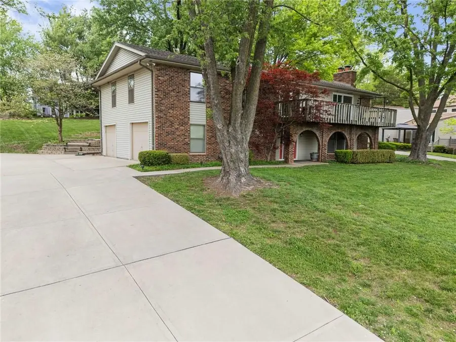 7610 NW Westside Drive, Weatherby Lake, MO 64152 - #3