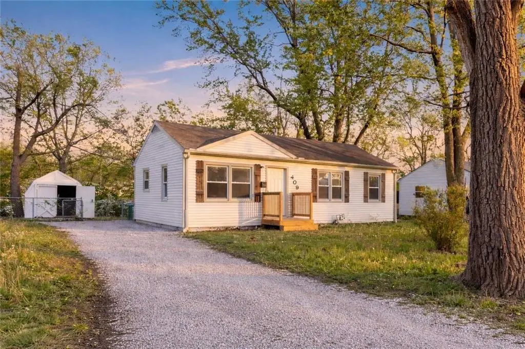 409 Robie Drive, Belton, MO 64012 - #1