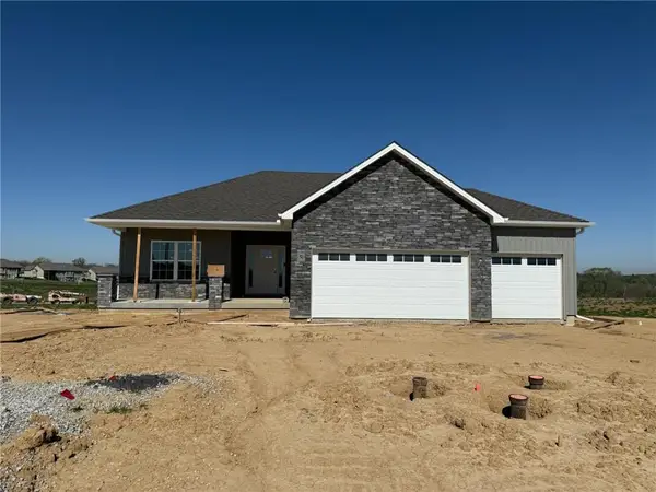 4605 Valley Ridge Court, St Joseph, MO 64505
