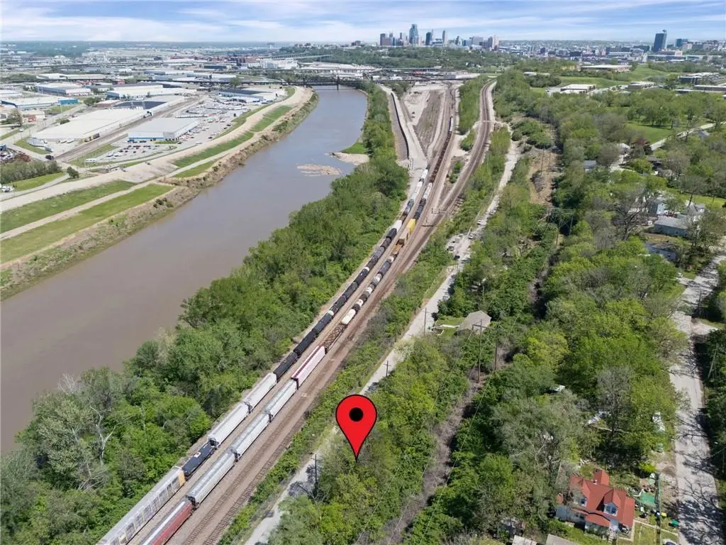 573 Metropolitan Avenue, Kansas City, KS 66103 - #1