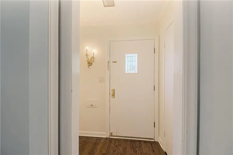 1215 W 69th Street, Kansas City, MO 64113 - #3