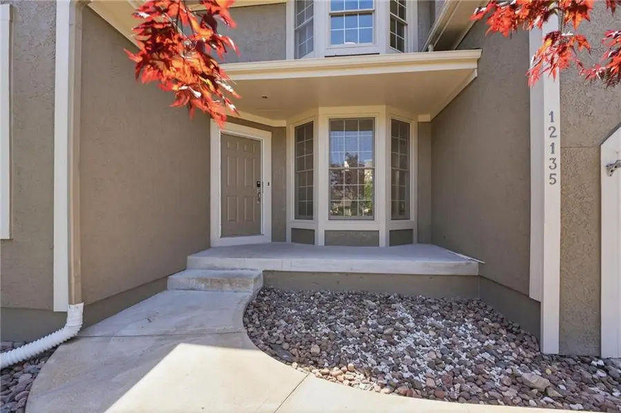 12135 Goodman Street, Overland Park, KS 66213 - #3