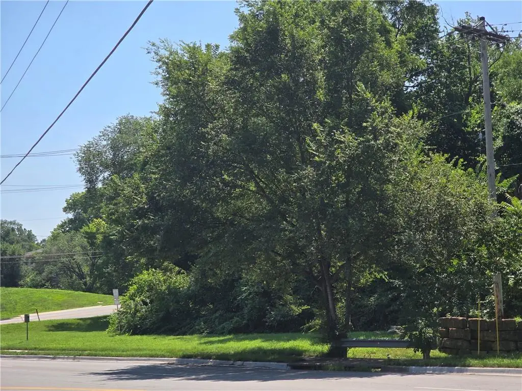 601 E 85th Street, Kansas City, MO 64131 - #1