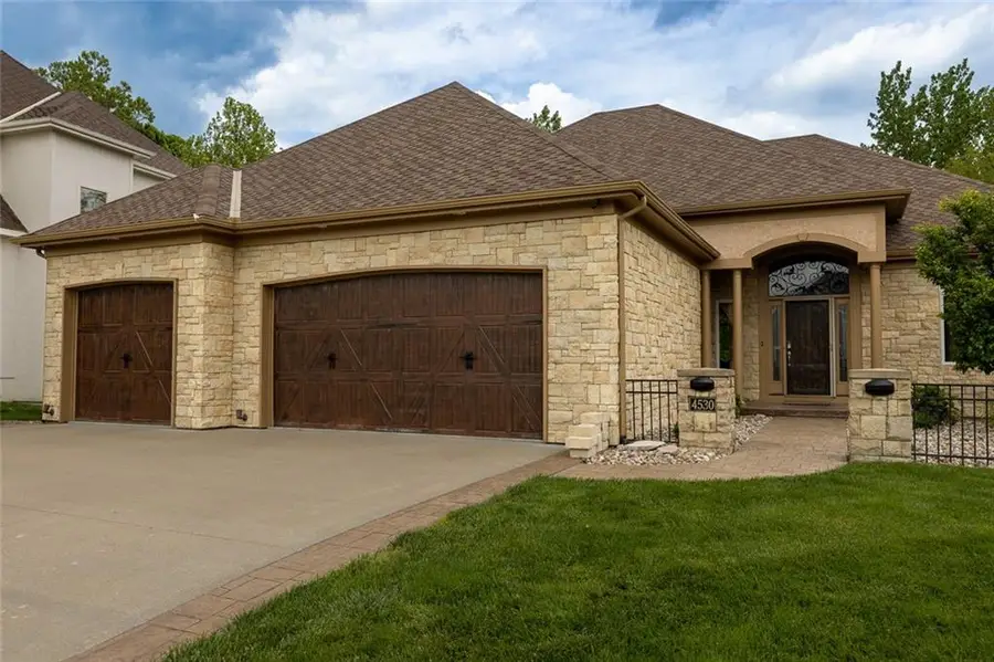 4530 Verona Drive, Riverside, MO 64150 - #2