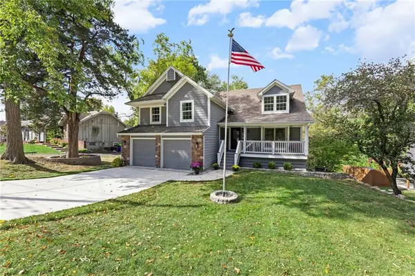 8906 Millstone Drive, Lenexa, KS 66220