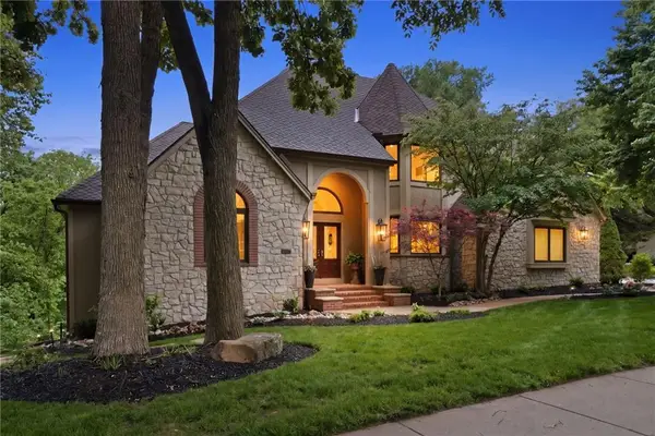 1305 NW 43rd Terrace, Kansas City, MO 64116