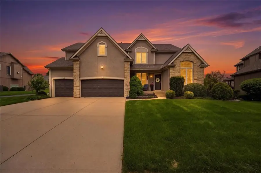 5308 W 161st Street, Overland Park, KS 66085 - #2