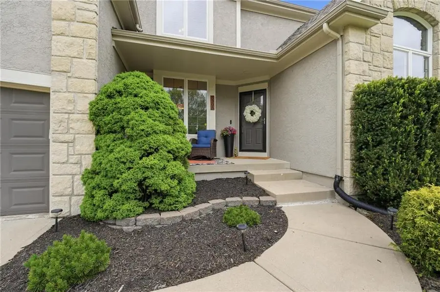 5308 W 161st Street, Overland Park, KS 66085 - #3