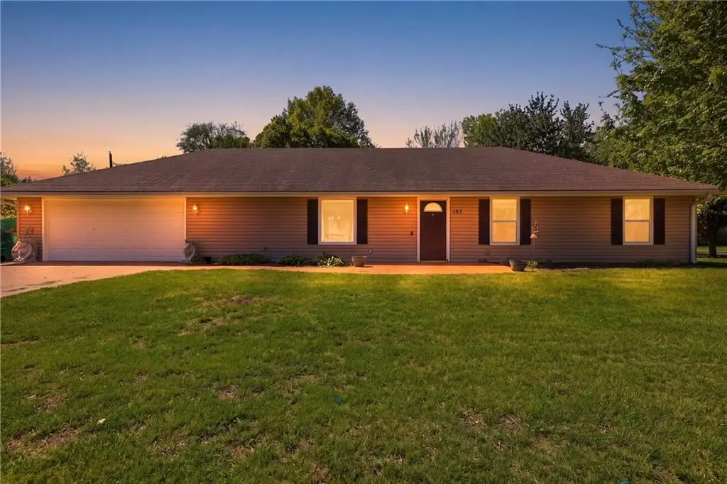 103 W Locust Street, Archie, MO 64725 - #1