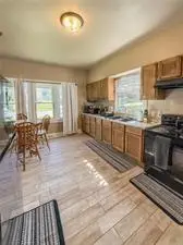 1302 N Mulberry Street, Maryville, MO 64468 - #3