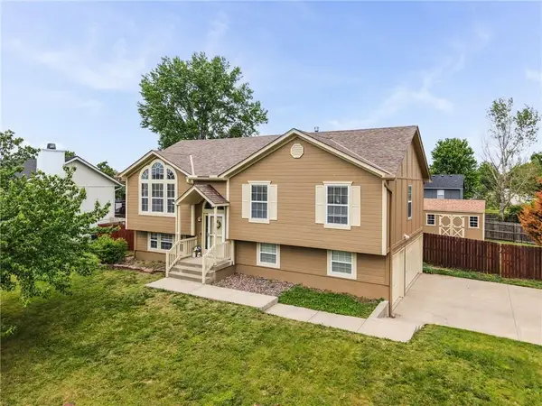 1204 Dogwood Drive, Greenwood, MO 64034