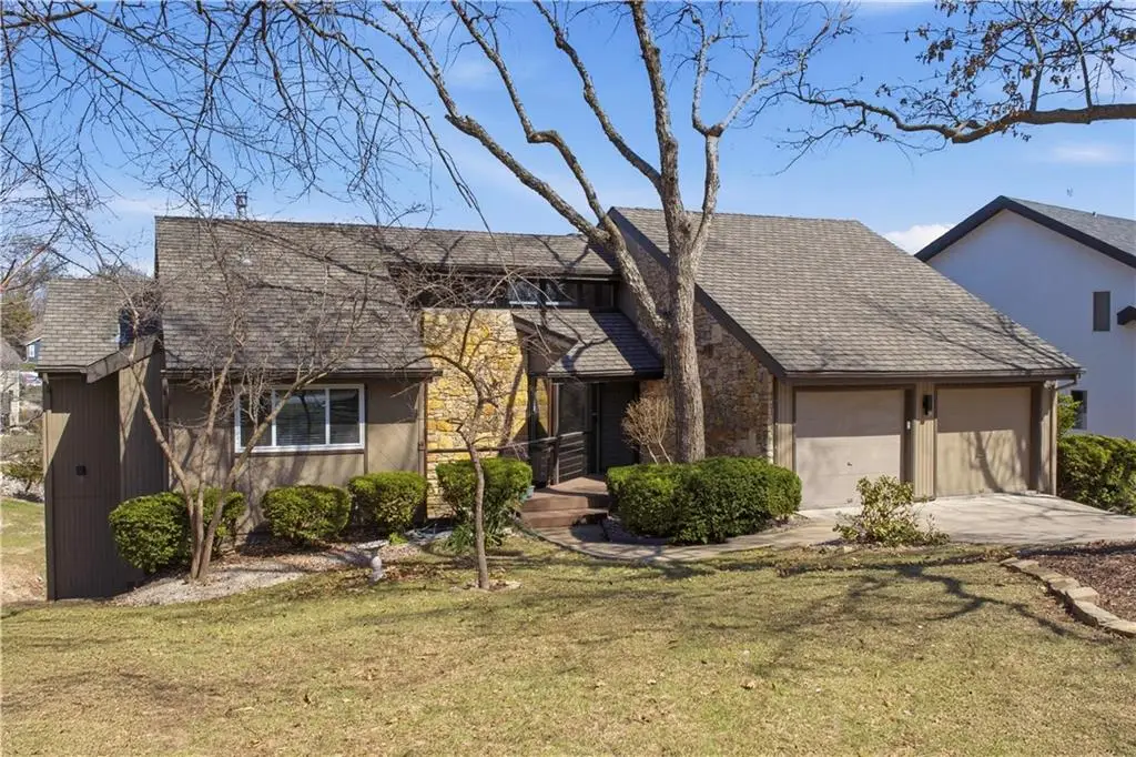 222 NW Locust Street, Lees Summit, MO 64064 - #1