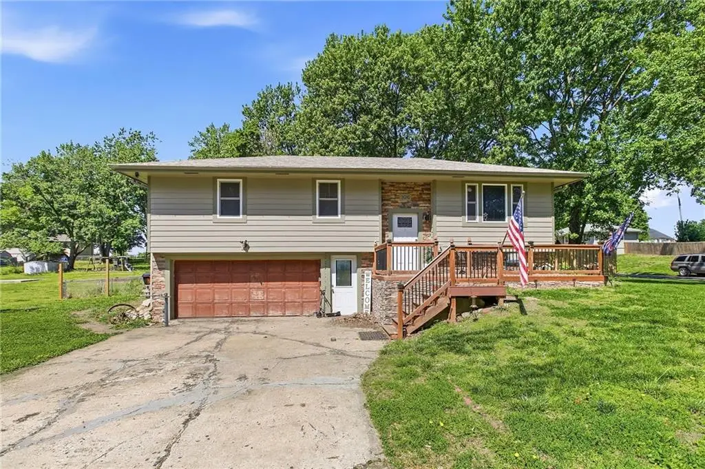326 Gregory Drive, Gower, MO 64454 - #1