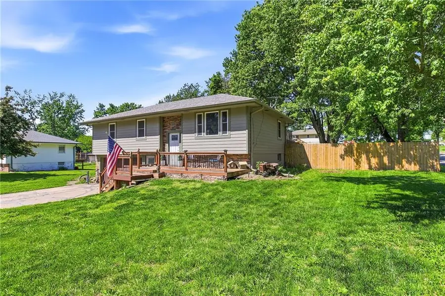 326 Gregory Drive, Gower, MO 64454 - #2
