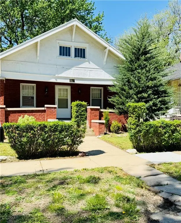 2222 N 3rd Street, Saint Joseph, MO 64505 - #1