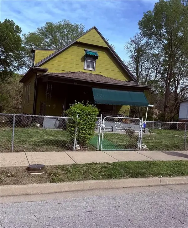 2013 Kansas Avenue, Kansas City, MO 64127