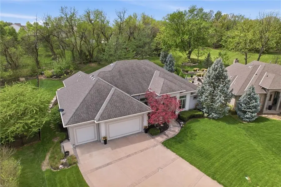 23611 W 72nd Terrace, Shawnee, KS 66227 - #2