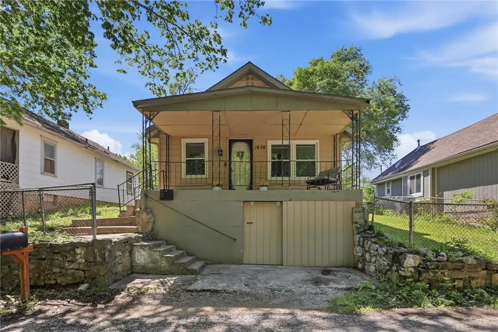 1436 S 39th Street, Kansas City, KS 66106 - #1