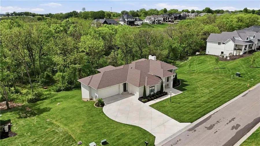 7300 NW Pampas Lane, Parkville, MO 64152 - #3