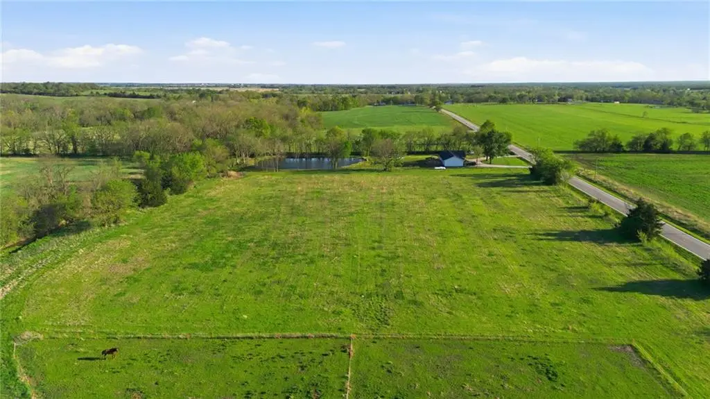 Block Road, Paola, KS 66071 - #1