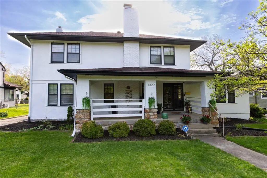 7329 Ward Parkway, Kansas City, MO 64114 - #1