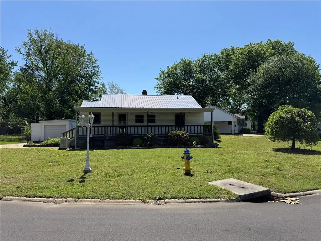 489 Fieldcrest Drive, Pittsburg, KS 66762 - #1