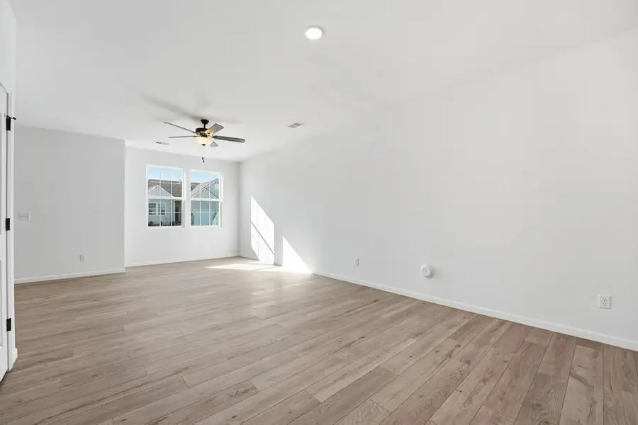 12402 S Acacia Drive, Lees Summit, MO 64086 - #2