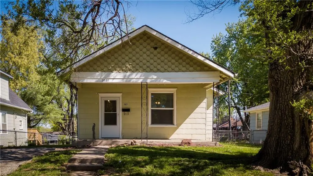 3521 Penn Street, Saint Joseph, MO 64507 - #1